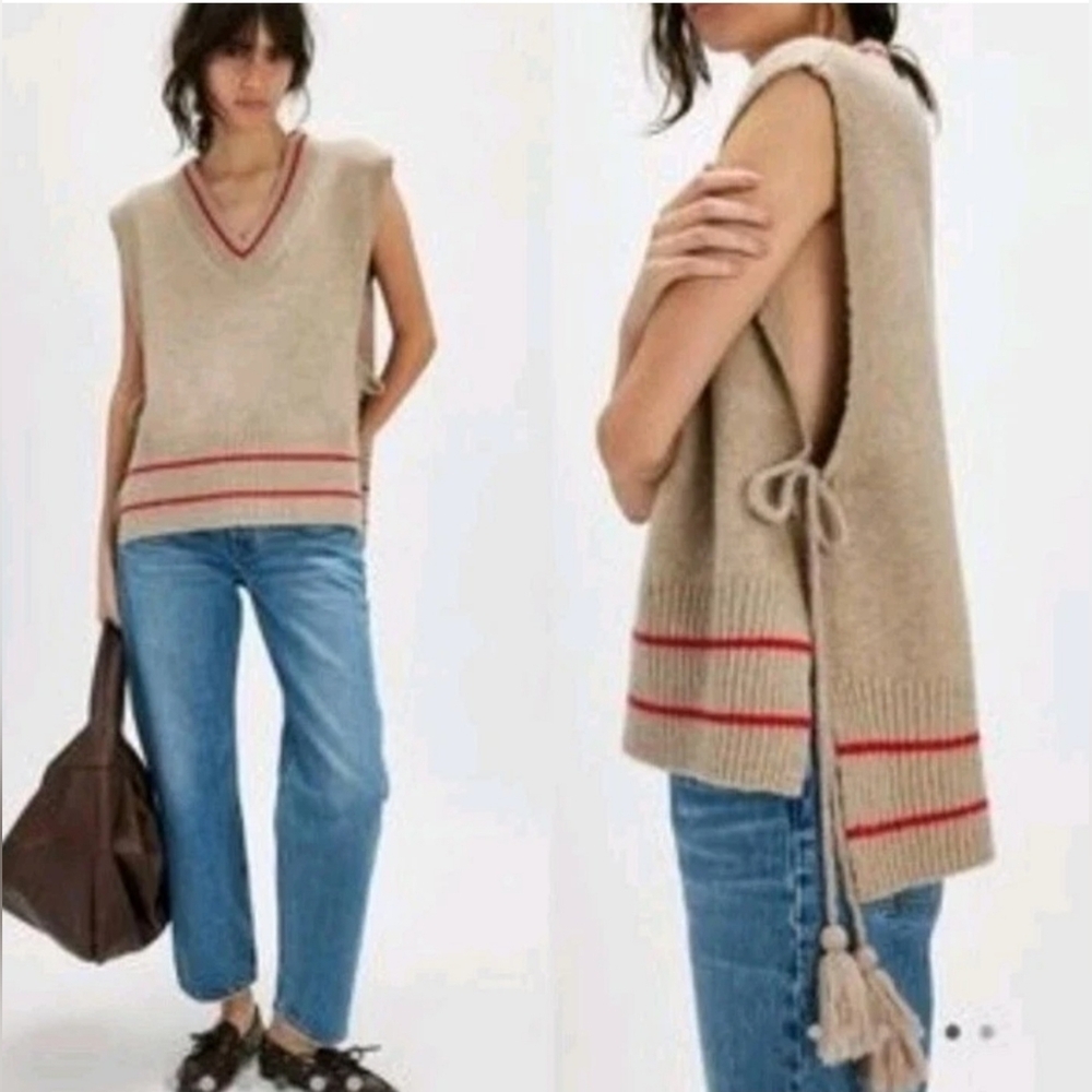 Free People NWT All Star Poncho Knit Swaeter Vest In Tan & Red One Size